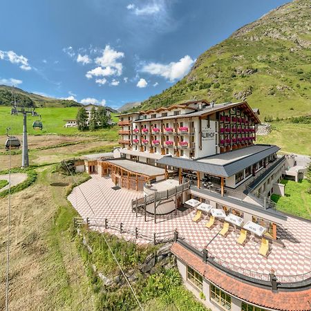 Hotel Almhof Galtür Esterno foto