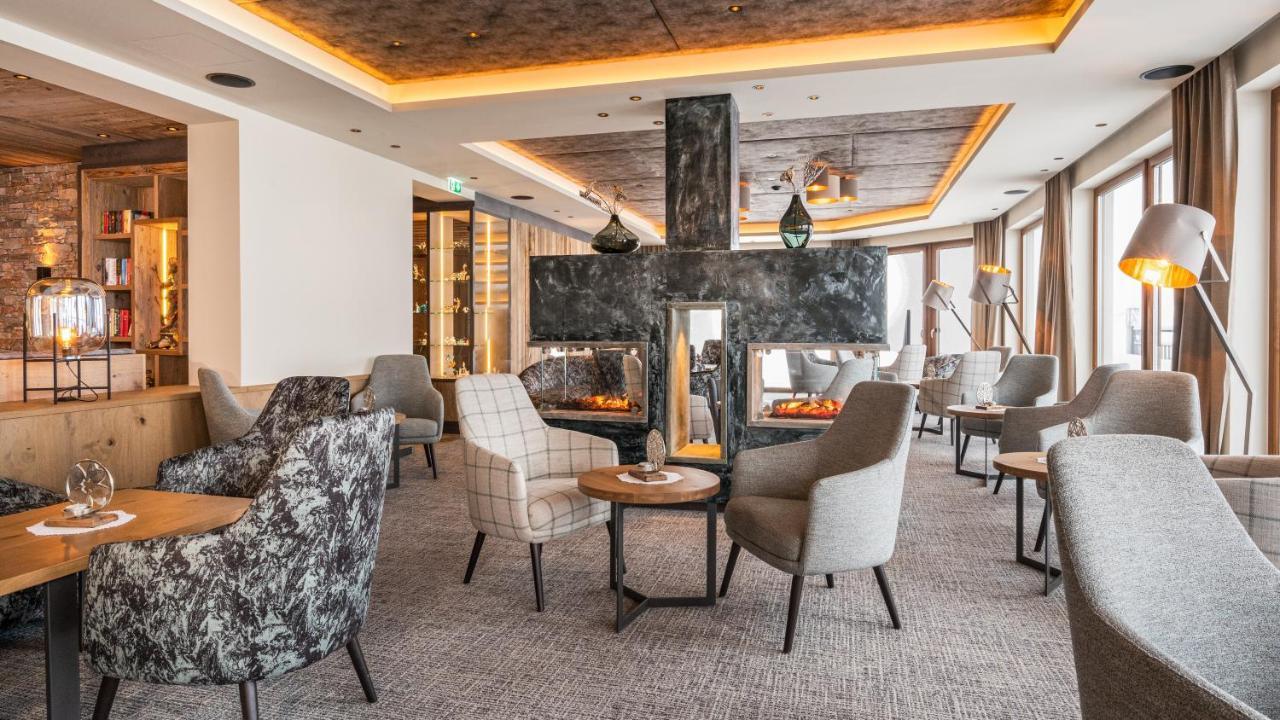 Hotel Almhof Galtür Esterno foto