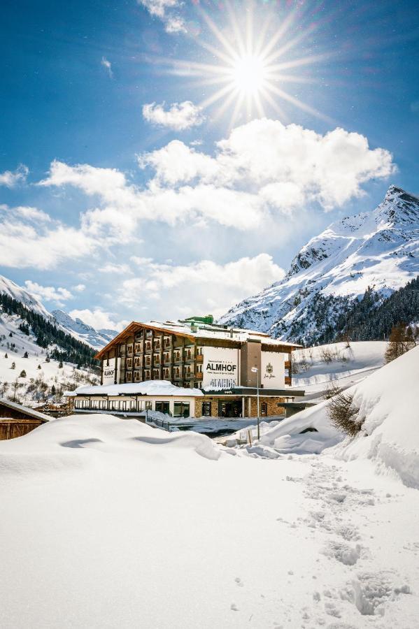 Hotel Almhof Galtür Esterno foto