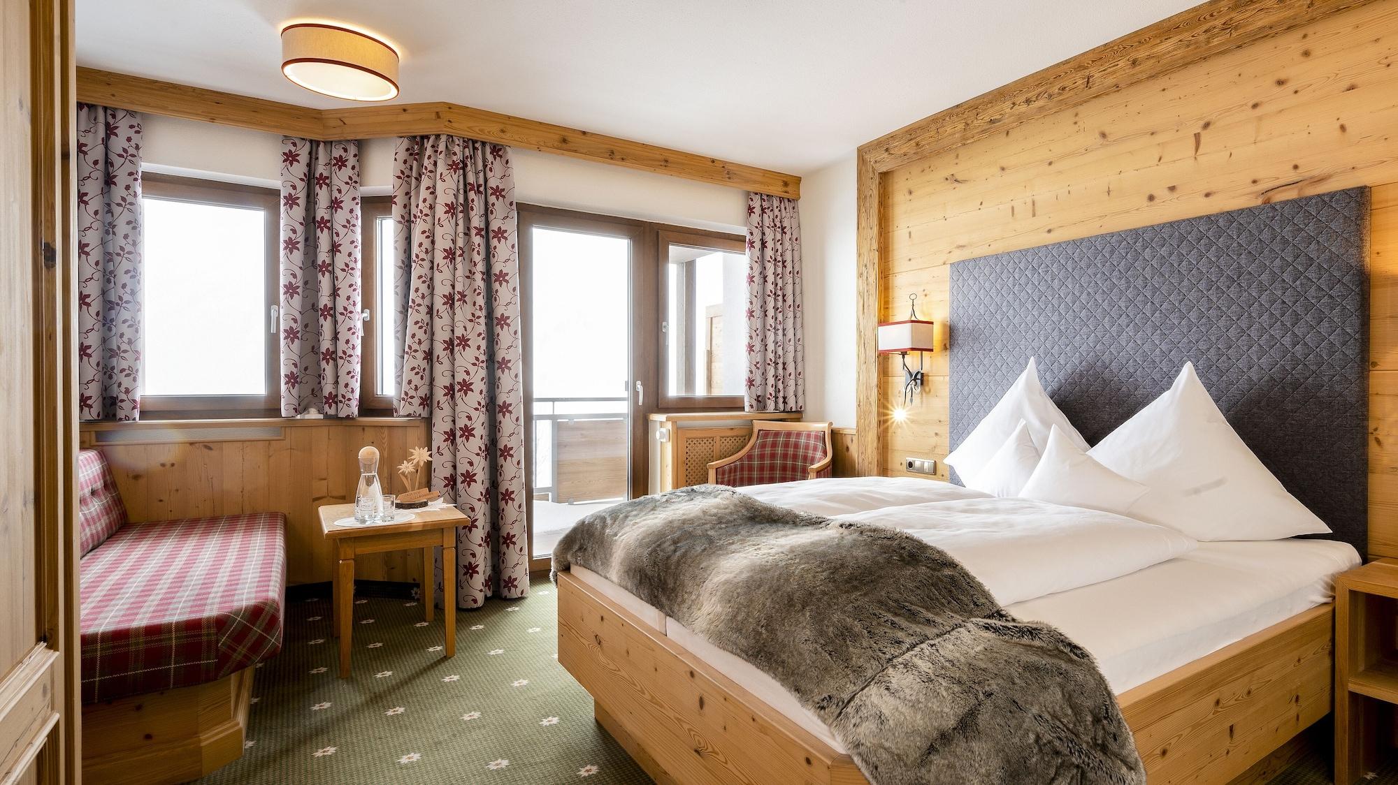 Hotel Almhof Galtür Esterno foto